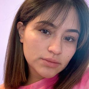 Meet your Posher, Xiomara